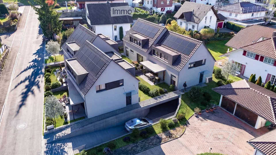 Doppeleinfamilienhaus Hangstrasse 2a + 2c, Boswil inkl. Parkplätze – Foto 2 von 6