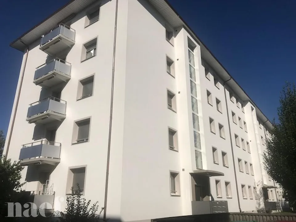 Wohnung mit 2.5 Zimmern im Erdgeschoss – Foto 2 von 2
