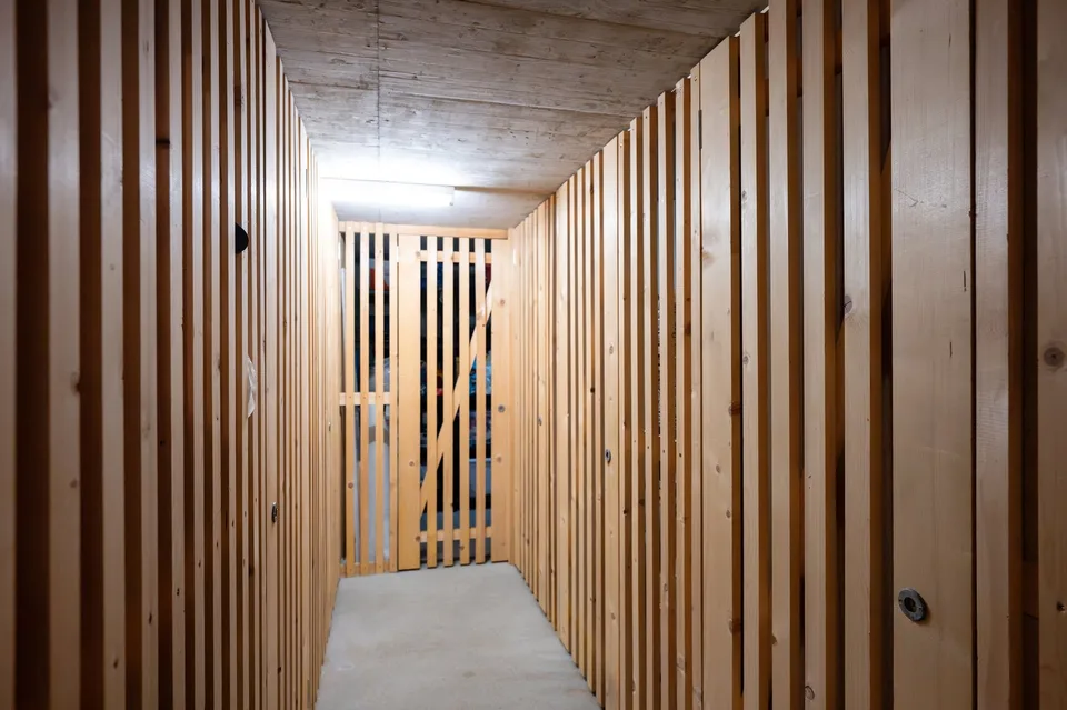 Moderne 5.5-Zimmer Gewerbefläche an der Mattastrasse 9 in Davos Platz – Foto 20 von 25