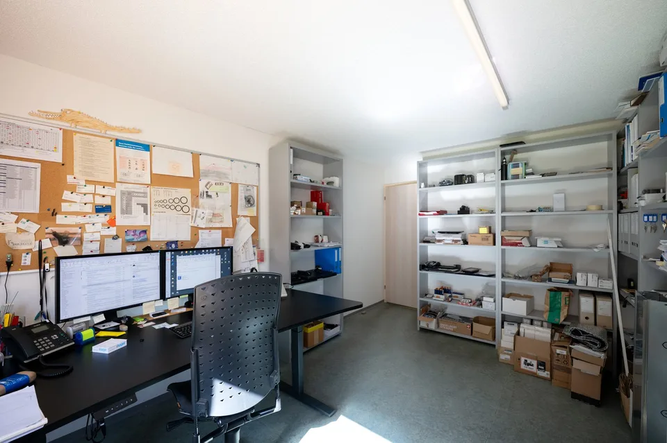 Moderne 5.5-Zimmer Gewerbefläche an der Mattastrasse 9 in Davos Platz – Foto 13 von 25