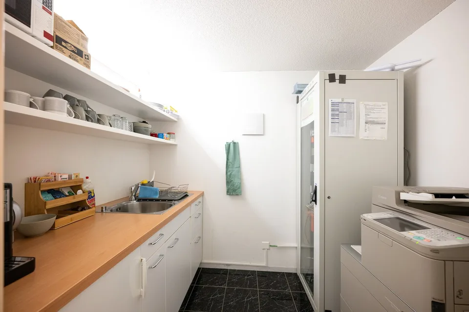 Moderne 5.5-Zimmer Gewerbefläche an der Mattastrasse 9 in Davos Platz – Foto 17 von 25