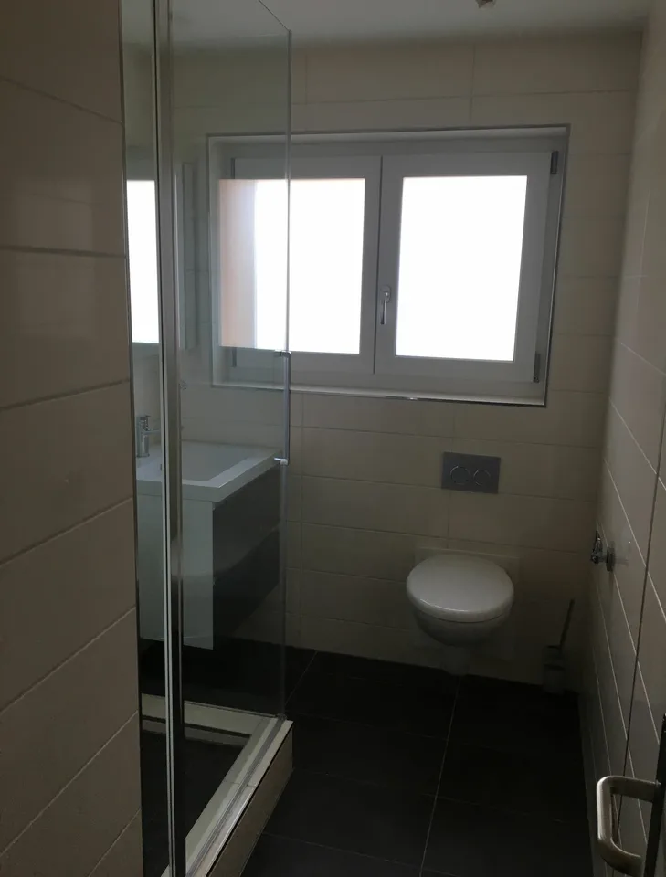 Appartamento moderno di 3,5 locali in una posizione tranquilla e verde – foto 8 di 9