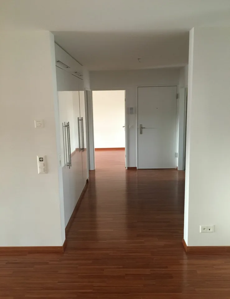 Appartamento moderno di 3,5 locali in una posizione tranquilla e verde – foto 5 di 9