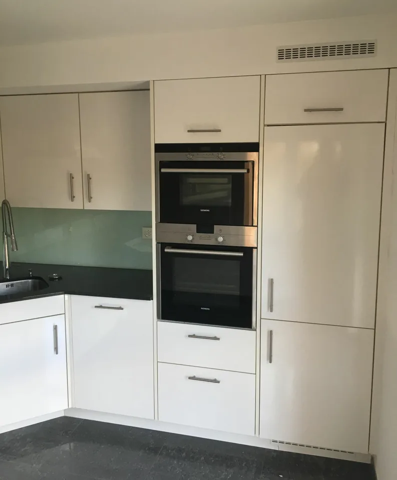 Appartamento moderno di 3,5 locali in una posizione tranquilla e verde – foto 4 di 9