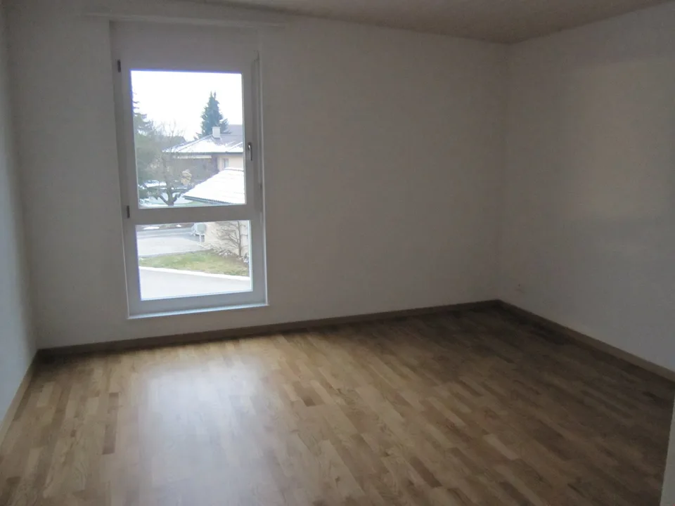 4 1/2 Zimmerwohnung Obergeschoss – Foto 9 von 11