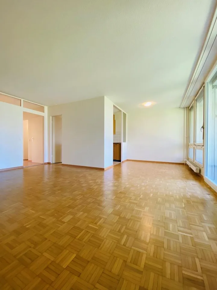 Appartement charmant avec balcon et vue – photo 2 sur 10