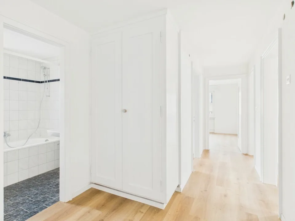 Appartement de 3,5 pièces fraîchement rénové à Niederuzwil – photo 6 sur 8