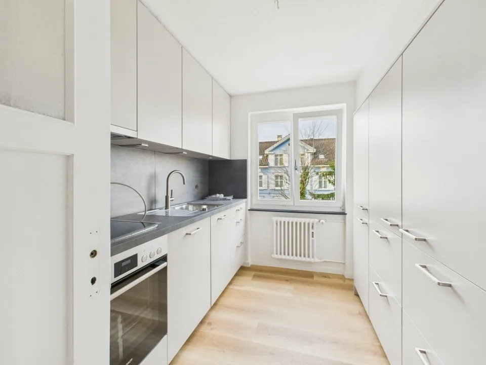 Appartement de 3,5 pièces fraîchement rénové à Niederuzwil – photo 4 sur 8