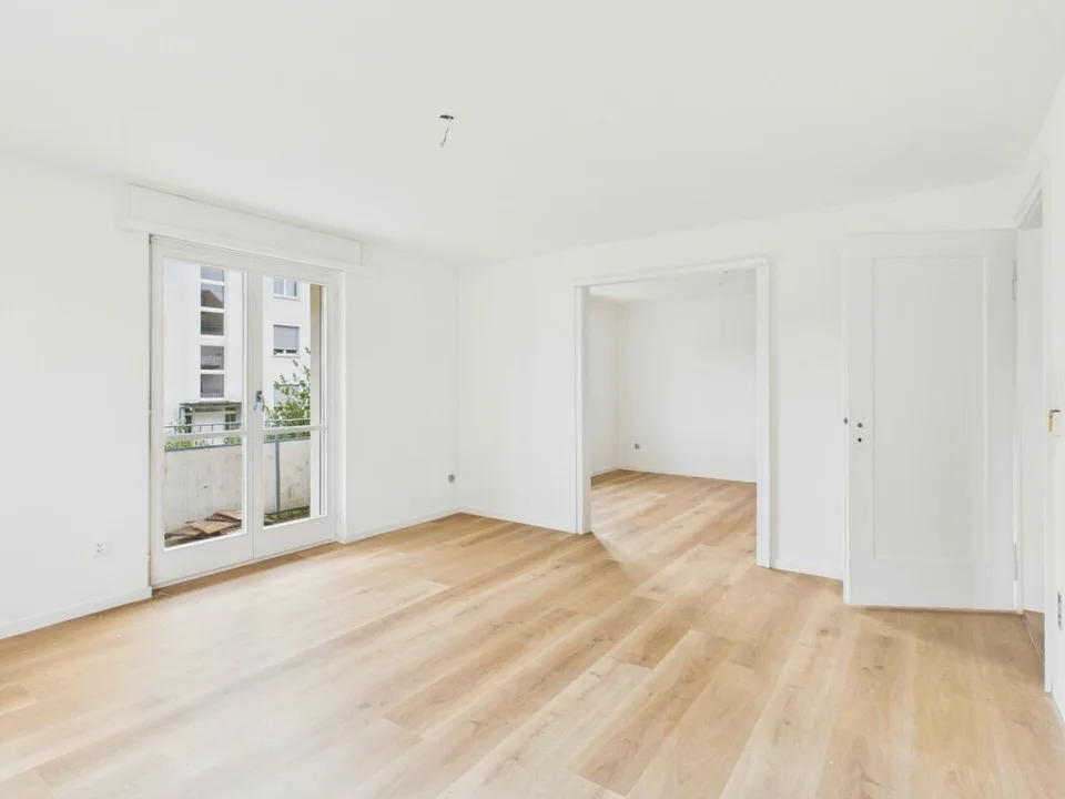 Appartement de 3,5 pièces fraîchement rénové à Niederuzwil – photo 2 sur 8