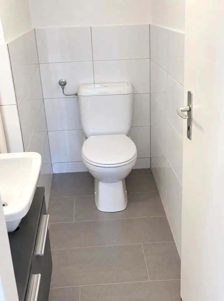 Helle und renovierte 4-Zimmer-Wohnung – Foto 4 von 9