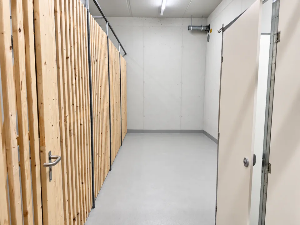 Flexibel gestaltbare Gewerbeflächen im Zürcher Kreis 11 – Foto 14 von 16