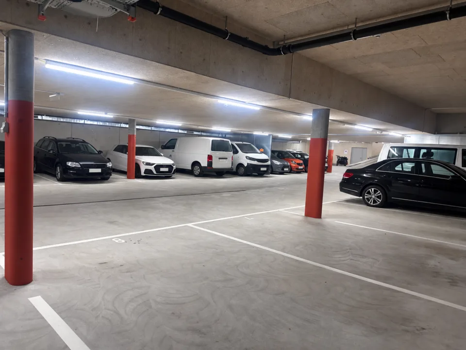 Flexibel gestaltbare Gewerbeflächen im Zürcher Kreis 11 – Foto 15 von 16