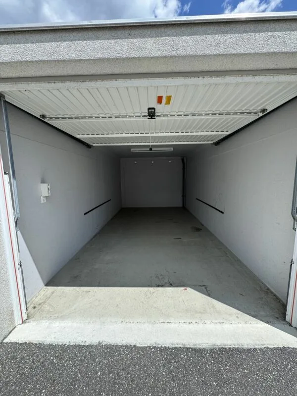 Garage / box – photo 3 of 3