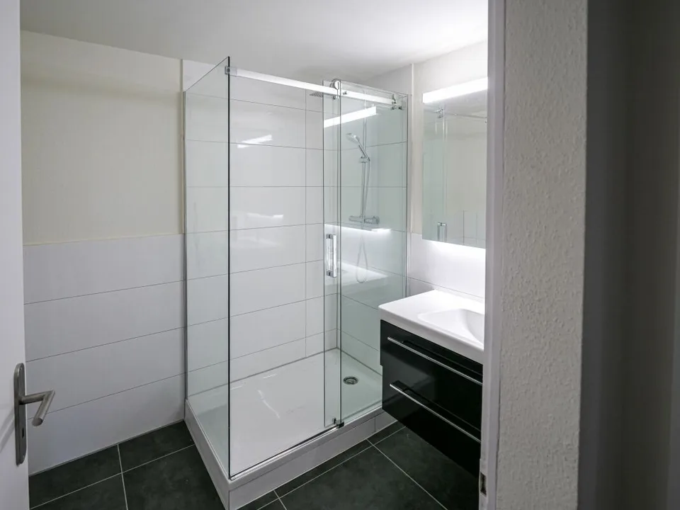 Frisch sanierte 3-Zimmerwohnung mit Altbaucharme – Foto 7 von 8