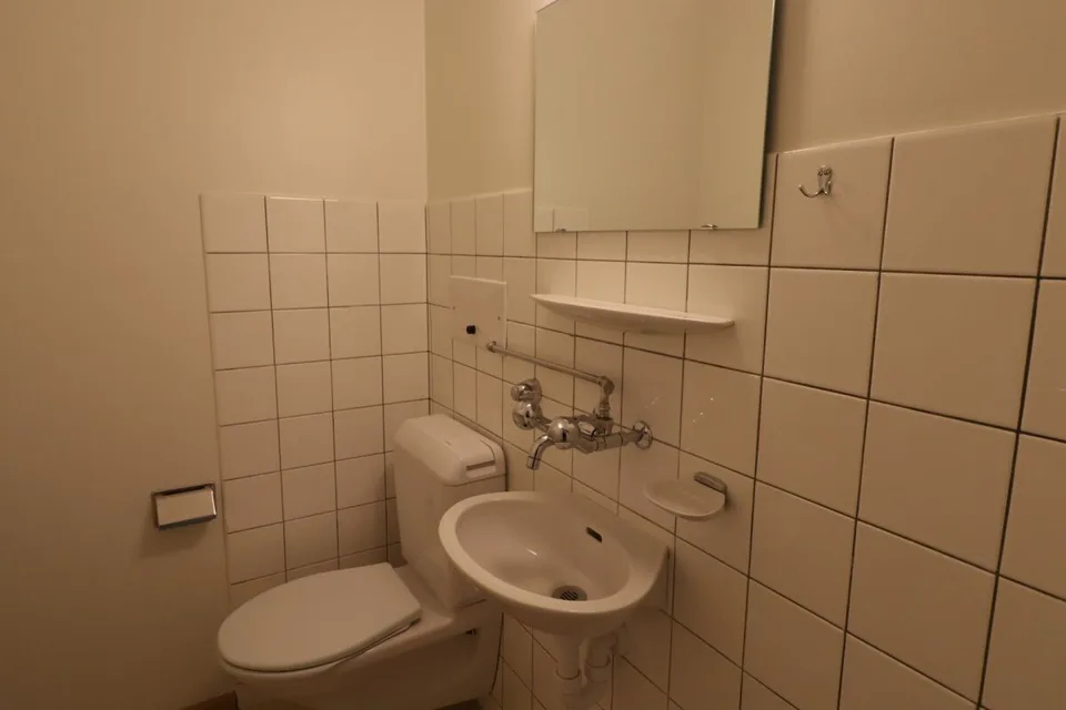 Tra la piscina coperta e Birsig - bel appartamento 3 locali a Binningen – foto 9 di 12
