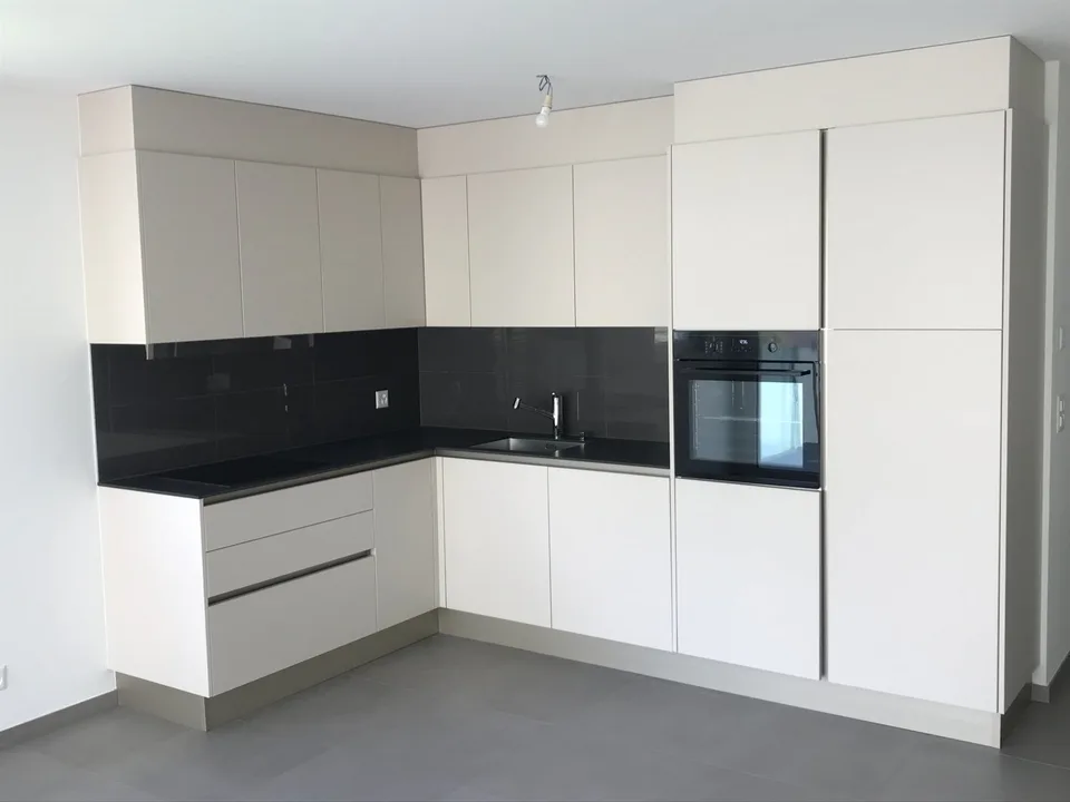 3.5 ROOMS WITH TERRACE AND INDOOR PARKING - BUILT IN 2021 - IDEAL LOCATION / MALOC-IMMO – foto 7 di 17