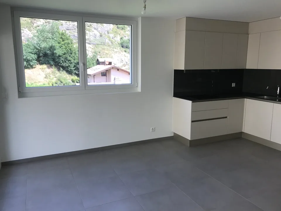 3.5 ROOMS WITH TERRACE AND INDOOR PARKING - BUILT IN 2021 - IDEAL LOCATION / MALOC-IMMO – foto 8 di 17