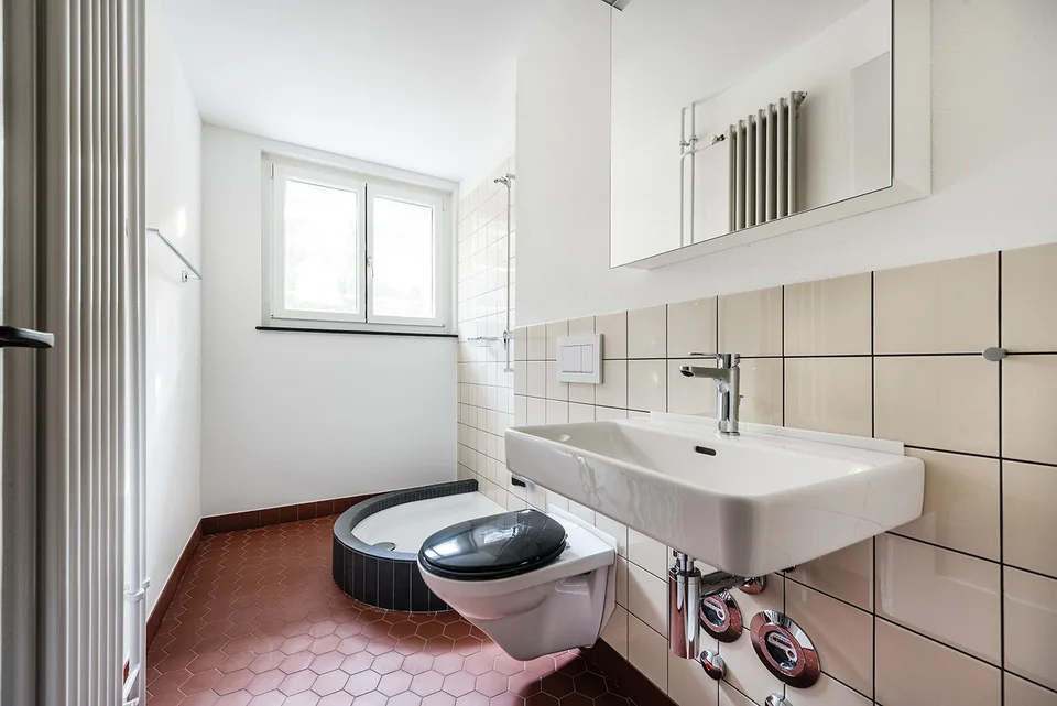 Renovated apartment with charm – photo 3 of 10
