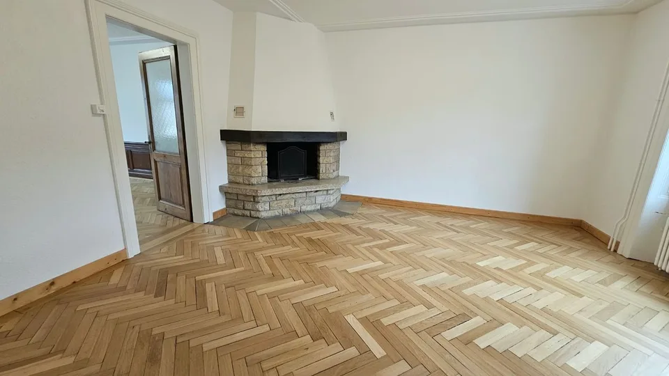 Appartamento di 2,5 locali con ingresso indipendente – foto 3 di 13