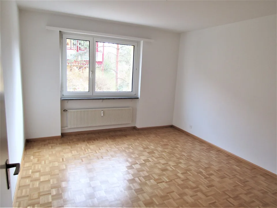 Helle 3.5-Zimmer-Wohnung mit Balkon in Allschwil – Foto 7 von 10