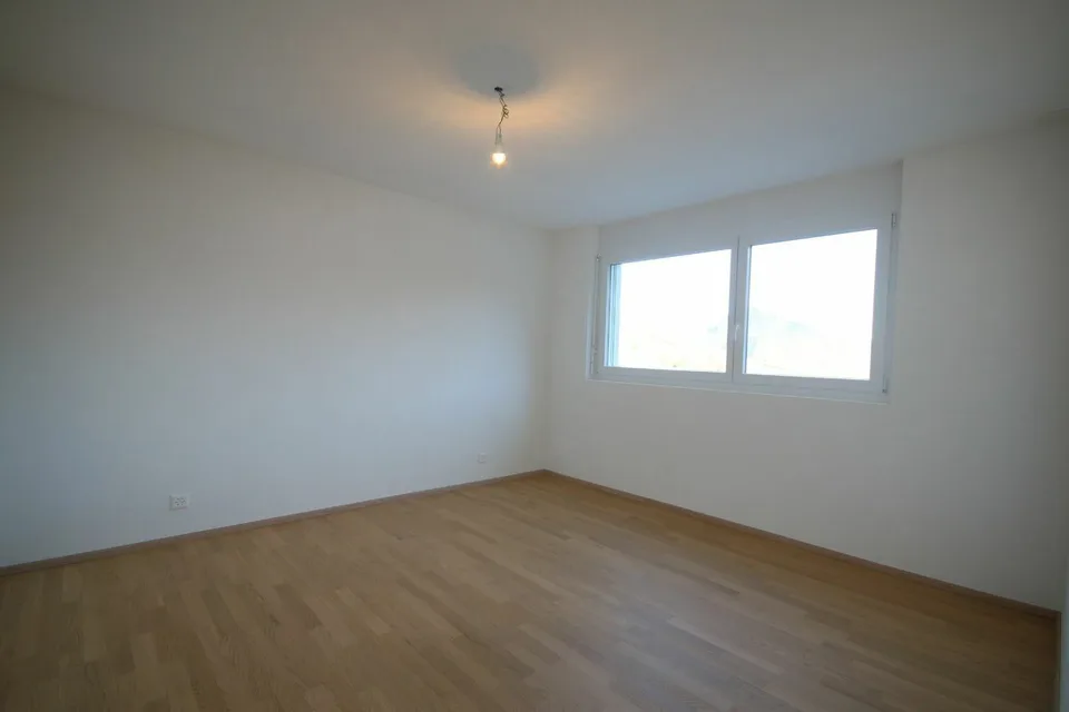 Appartamento moderno e luminoso di 3,5 locali – foto 7 di 10