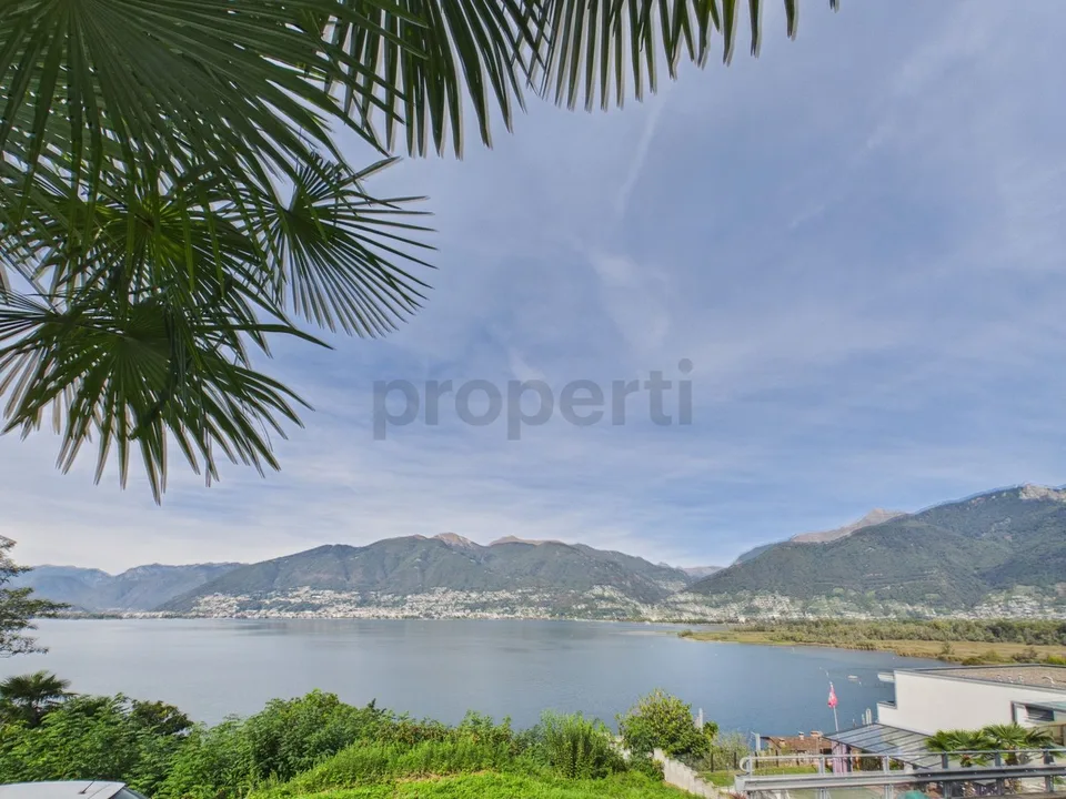 Building plot with panoramic view of Lake Maggiore and the mountains – photo 11 of 13