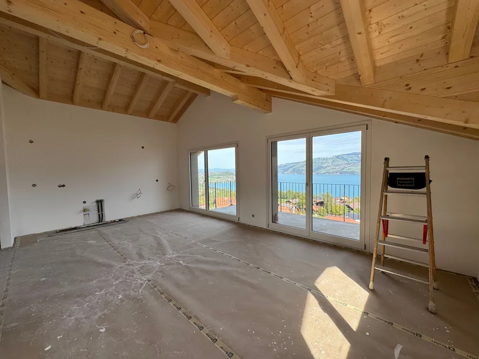 Herrliche Sicht auf den Thunersee, Grosszügige Terrasse (ca. 30 m²), Erstbezug im Neubau mit vier Einheiten – Foto 2 von 7