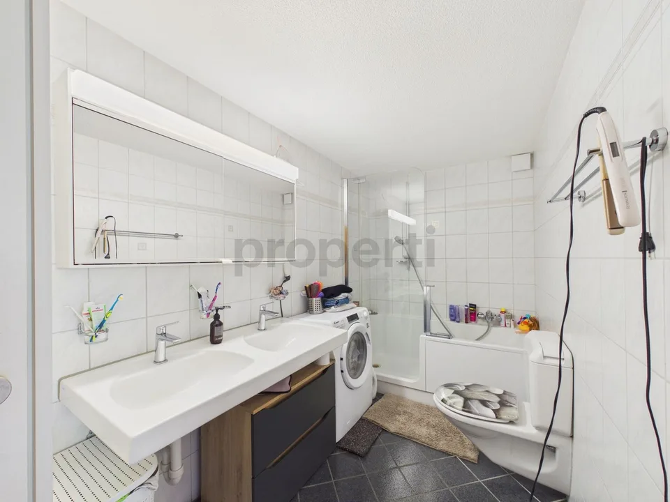 3.5-room apartment with southwest terrace and large private vegetable garden in Madetswil – photo 7 of 13