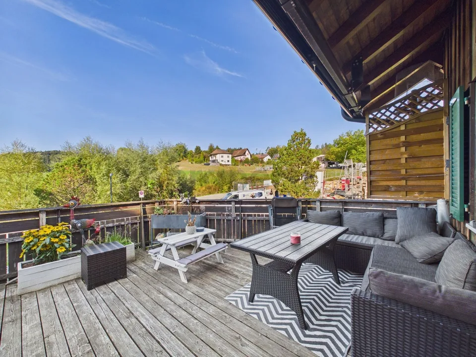 3.5-room apartment with southwest terrace and large private vegetable garden in Madetswil – photo 9 of 13