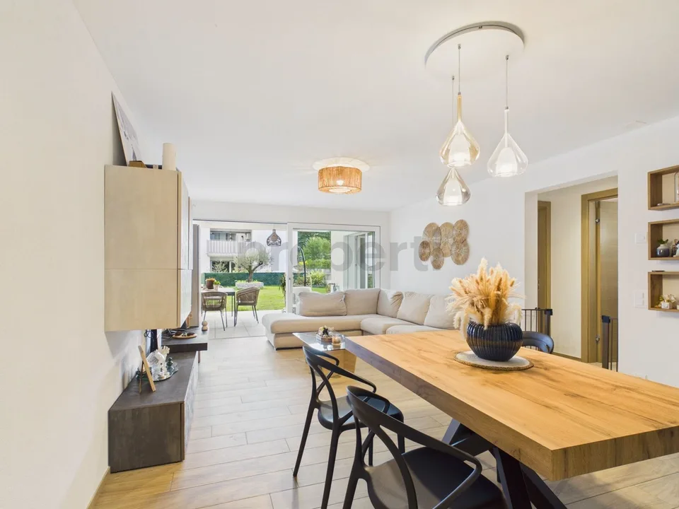Privater Garten von 122 m², Große überdachte Terrasse & Südausrichtung! – Foto 2 von 13