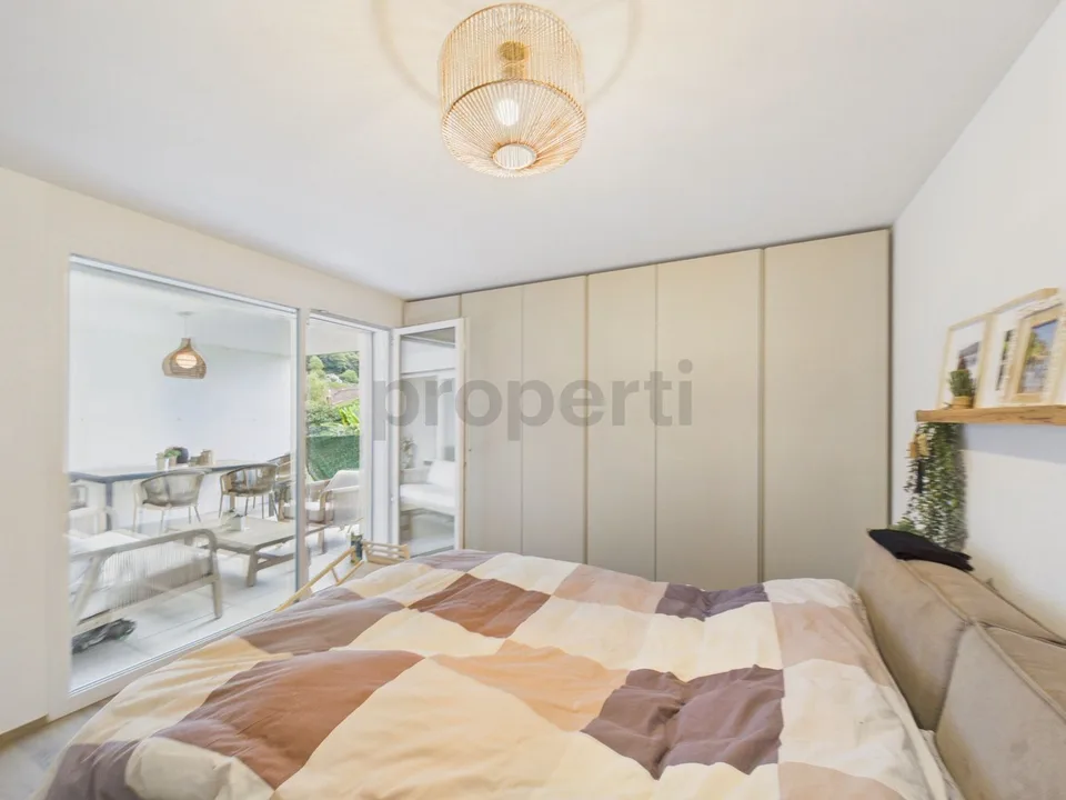 Privater Garten von 122 m², Große überdachte Terrasse & Südausrichtung! – Foto 5 von 13