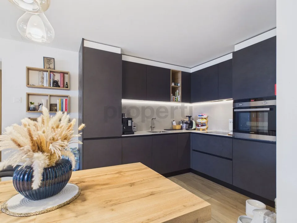 Privater Garten von 122 m², Große überdachte Terrasse & Südausrichtung! – Foto 4 von 13