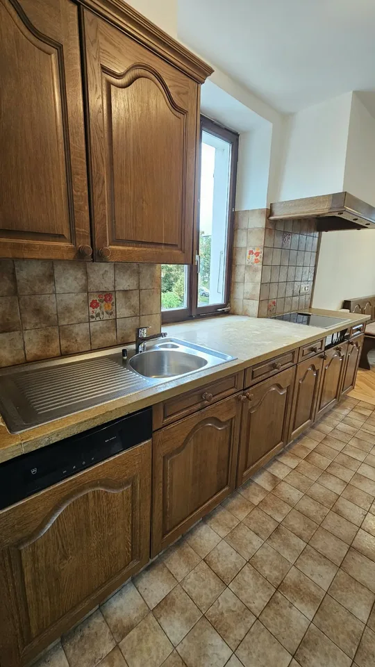 Appartamento molto grande di 3,5 locali con terrazza di 48m2 – foto 3 di 16