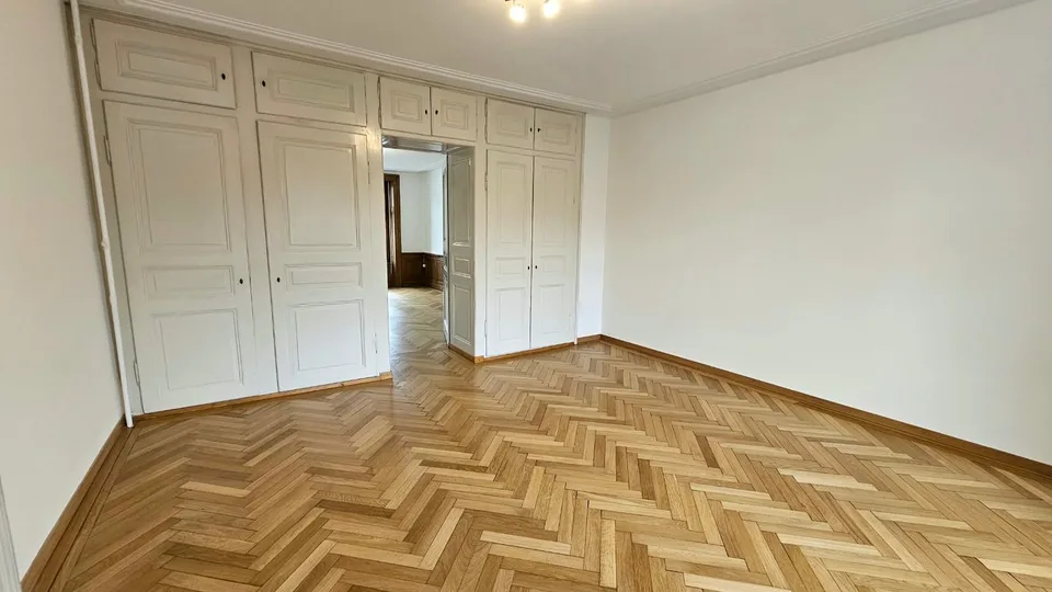 Appartamento molto grande di 3,5 locali con terrazza di 48m2 – foto 8 di 16