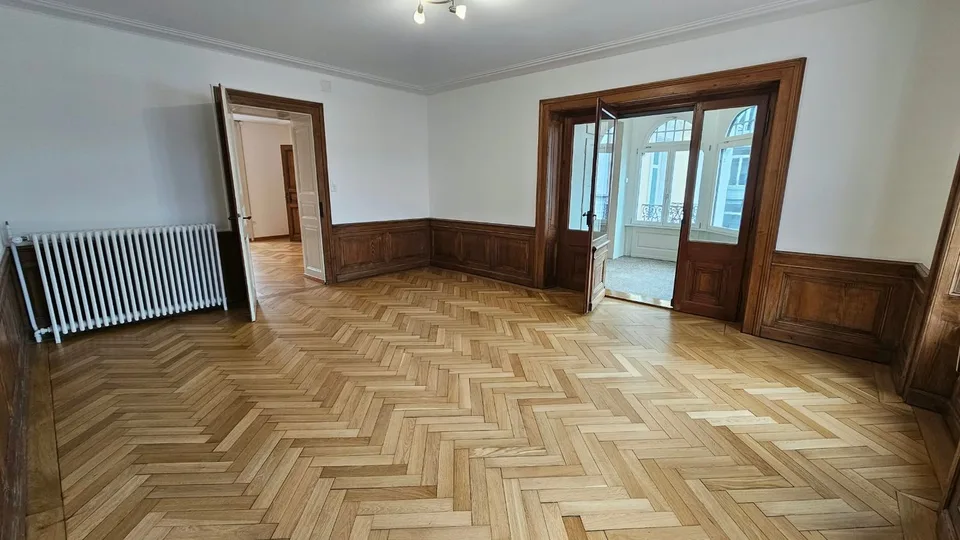 Appartamento molto grande di 3,5 locali con terrazza di 48m2 – foto 9 di 16