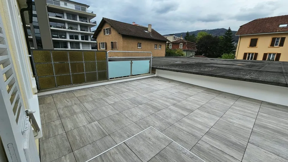Appartamento molto grande di 3,5 locali con terrazza di 48m2 – foto 5 di 16