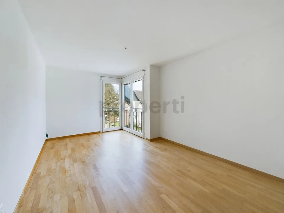 Balkon mit Wintergarten, Bergsicht & Umfassend Renoviert! – Foto 5 von 10
