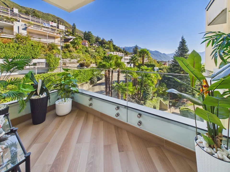 Panoramablick 180 auf den Lago Maggiore, Private Spa & Endrenovierung 2025! – Foto 10 von 13