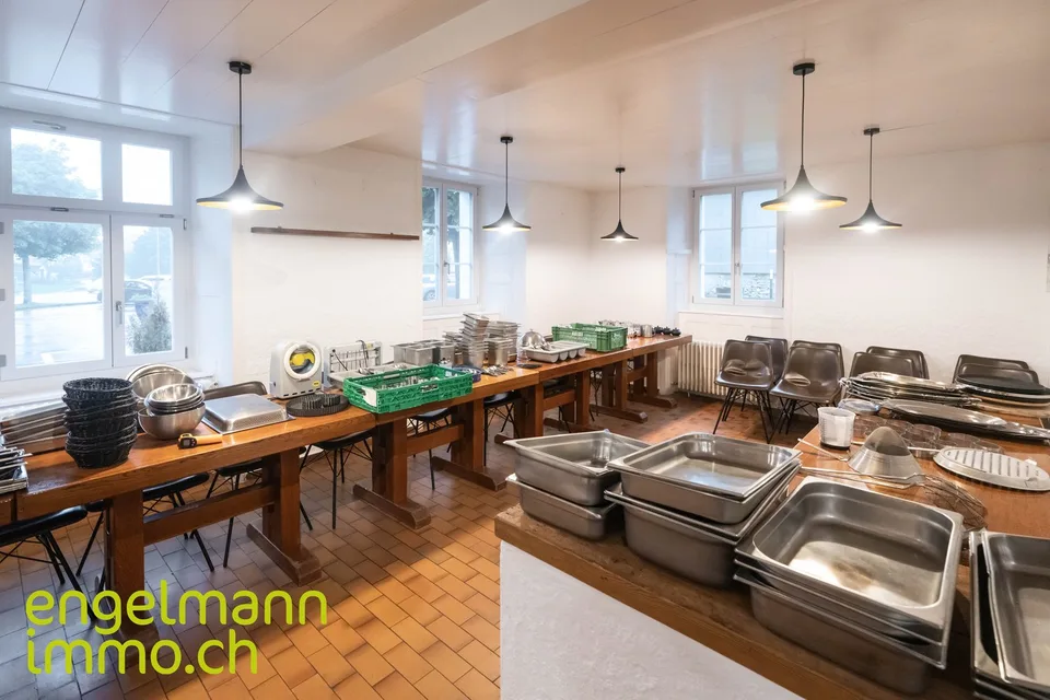 Caffè-Ristorante storico in affitto a Reussilles – foto 8 di 23