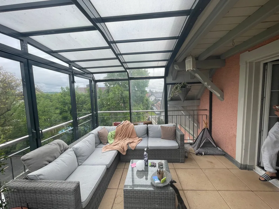 Charming attic apartment with spacious terrace – photo 7 of 9