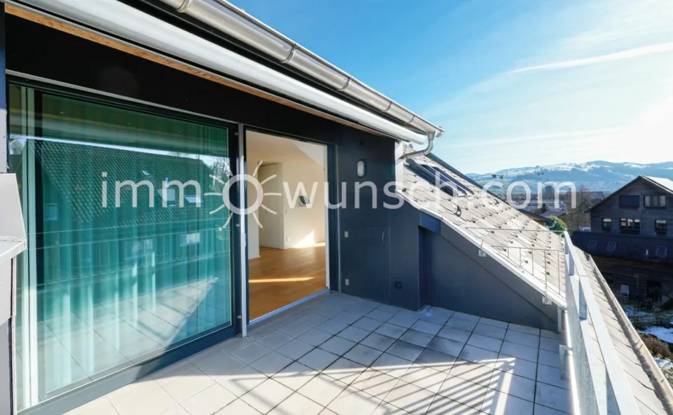 Charmant appartement en duplex de 4 ½ pièces – photo 2 sur 12
