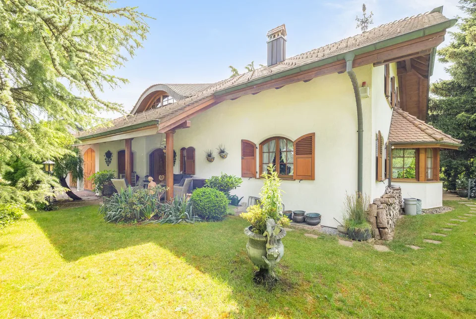 6.5-Zimmer Landhaus-Villa (Dettighofen DE) nur 20 Minuten von Schaffhausen entfernt – Foto 2 von 18