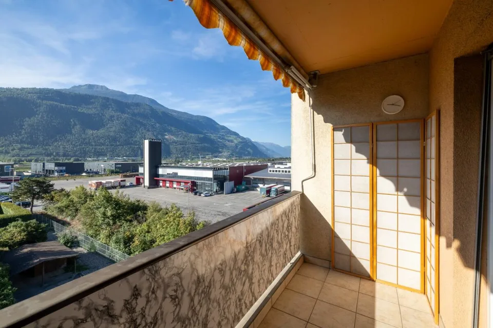Ampio attico di 4 locali, 1/2 di 111 m2 di superficie lorda a Conthey – foto 7 di 18