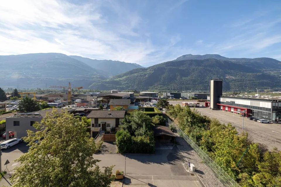 Ampio attico di 4 locali, 1/2 di 111 m2 di superficie lorda a Conthey – foto 18 di 18