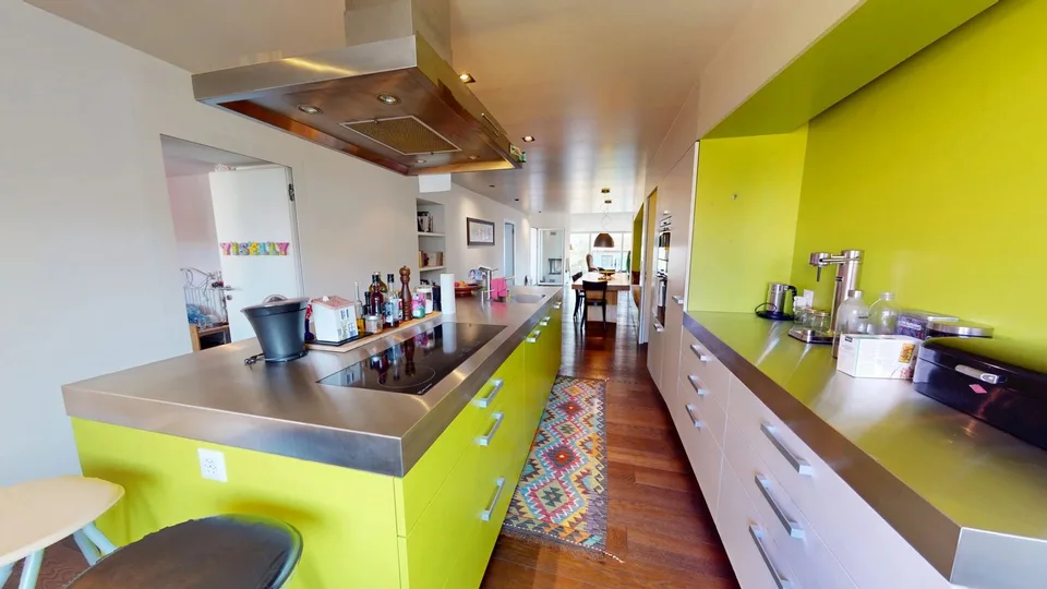 Charmantes 5,5-Zimmer-Haus in einem Winzerhaus mit 40 m² Terrasse und Studio – Foto 3 von 10