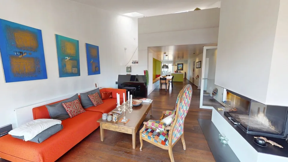 Charmantes 5,5-Zimmer-Haus in einem Winzerhaus mit 40 m² Terrasse und Studio – Foto 2 von 10