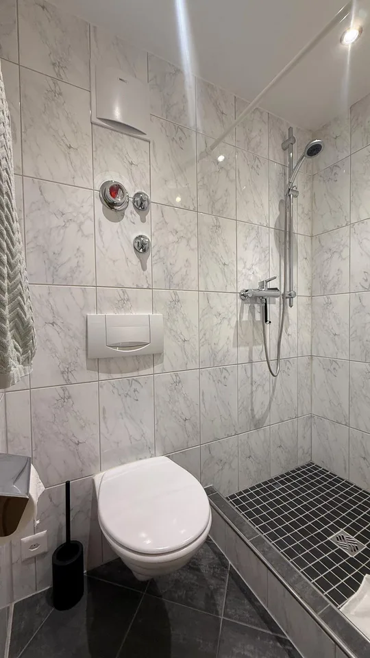 Appartamento di città stiloso 4 1/2 locali con 2 balconi e vista panoramica / happy living! – foto 10 di 11