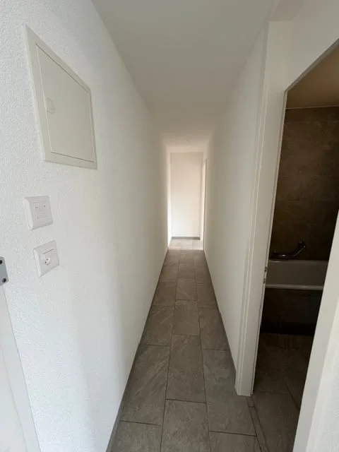Bella appartamento di 2 locali, ristrutturato - LA CHAUX-DE-FONDS – foto 5 di 7