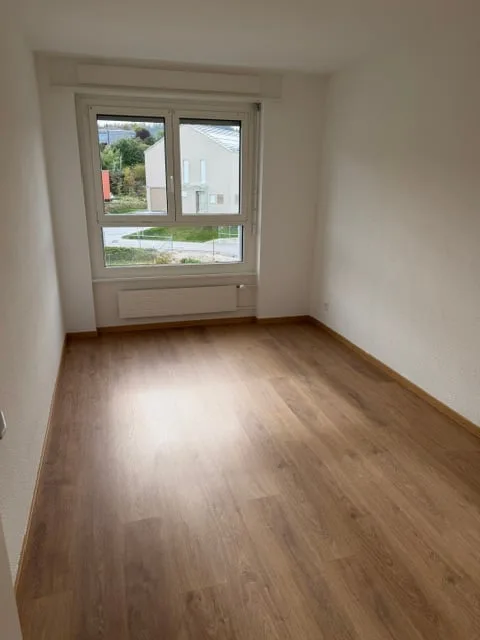 Bella appartamento di 2 locali, ristrutturato - LA CHAUX-DE-FONDS – foto 6 di 7