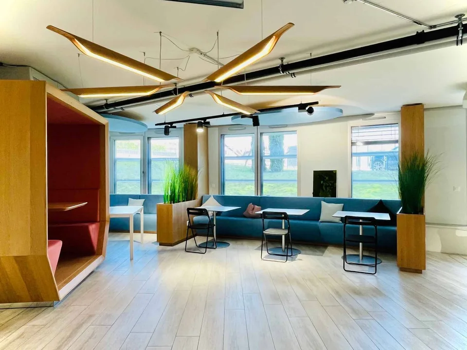 Büros, 450 m2 große Räume zur Miete – Foto 3 von 9